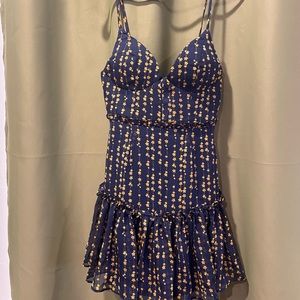 🎄🎄XS Selfie Leslie Flower ruffe Navy Dress🎄